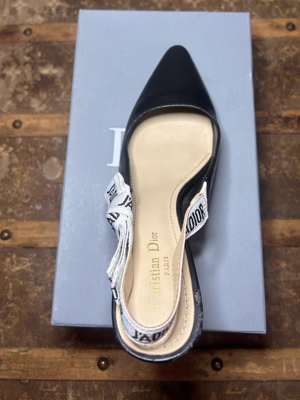 AUTHENTIC Christian Dior J’Adior Slingback Pump | EU 39D / US 8 | Black Leather - Picture 13 of 14